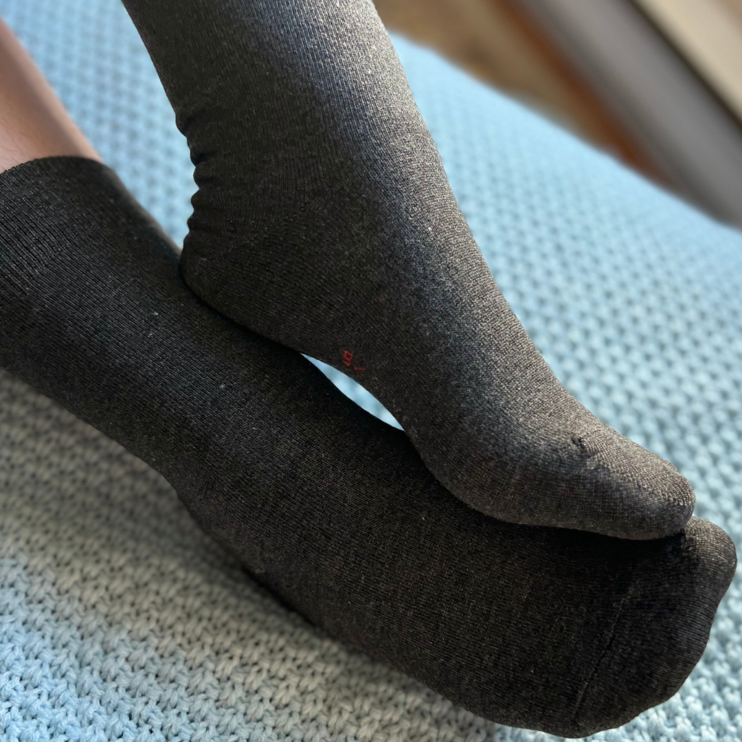 Pure Silver Bamboo Socks in color grey slate.